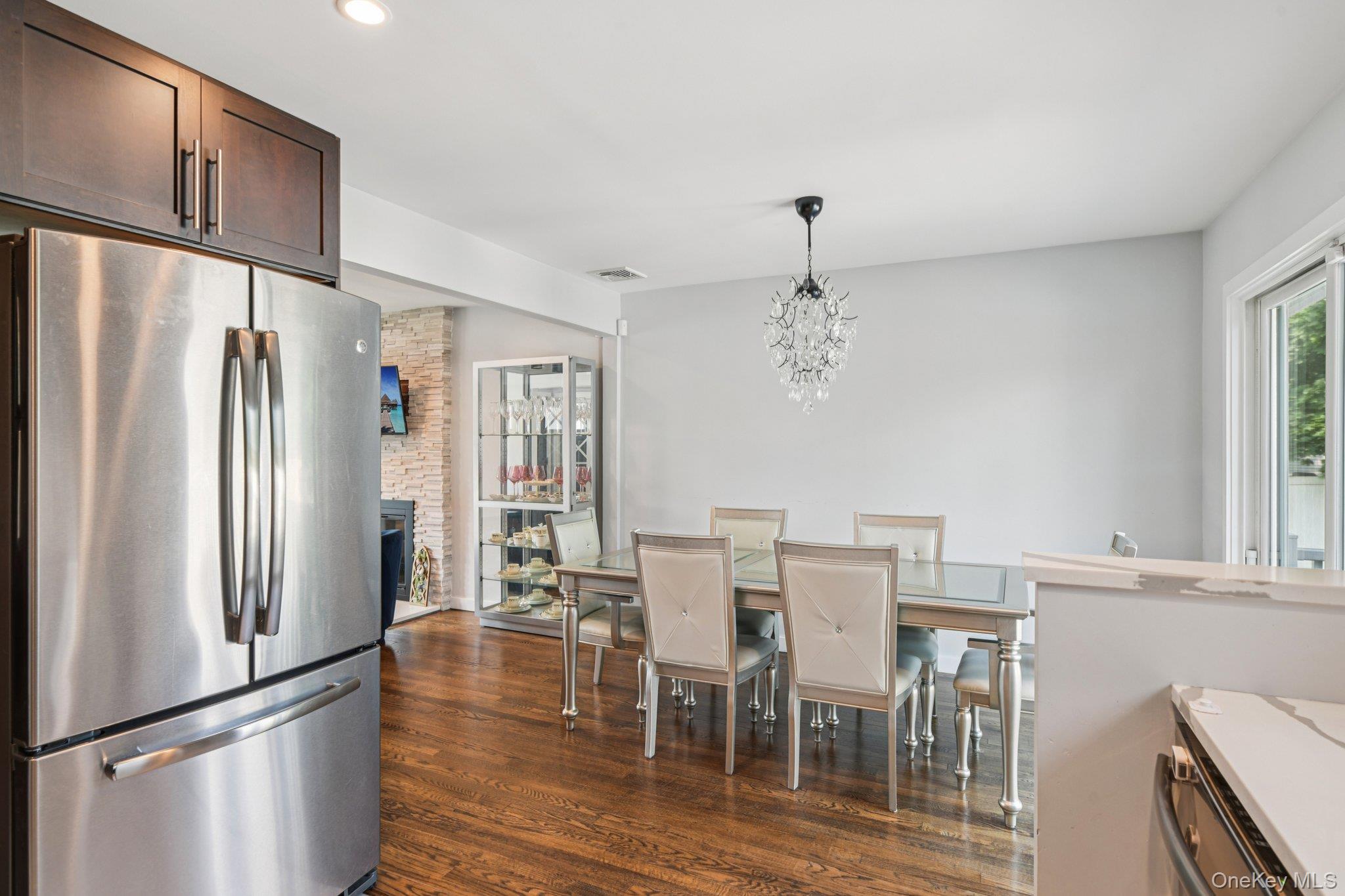 176 Willis Court Property Photo 11