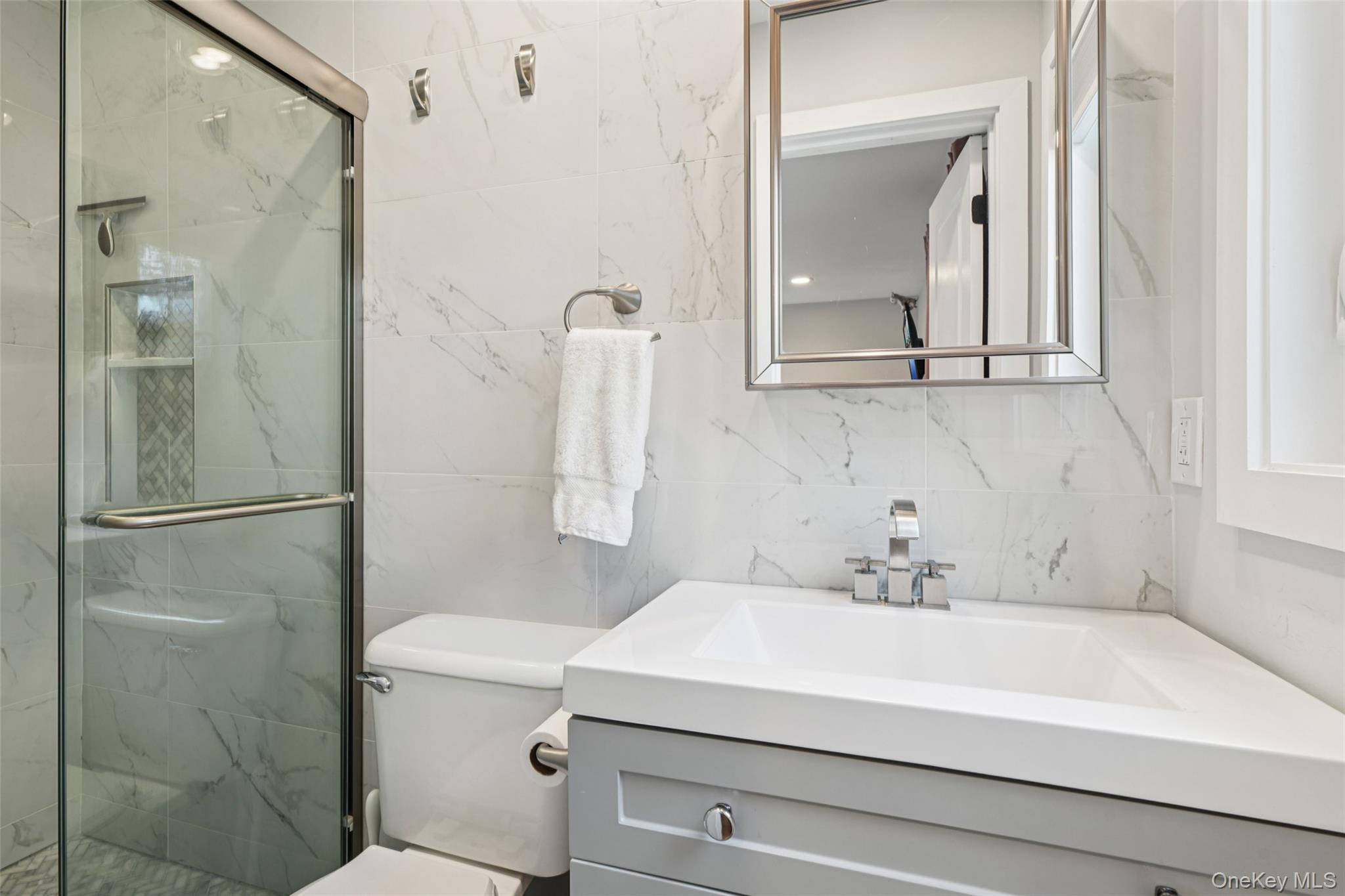 176 Willis Court Property Photo 17