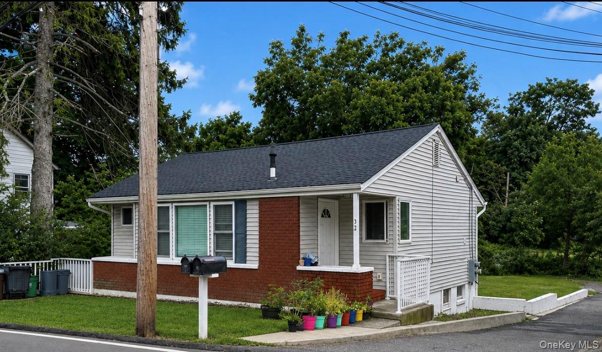32 Tomkins Avenue Property Photo 1