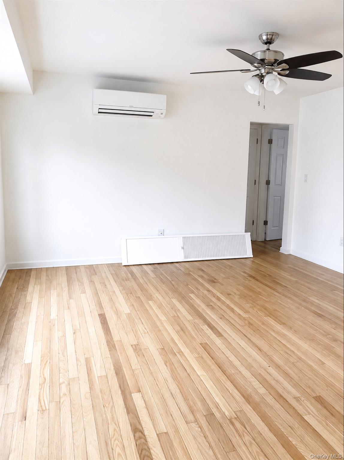 32 Tomkins Avenue Property Photo 4