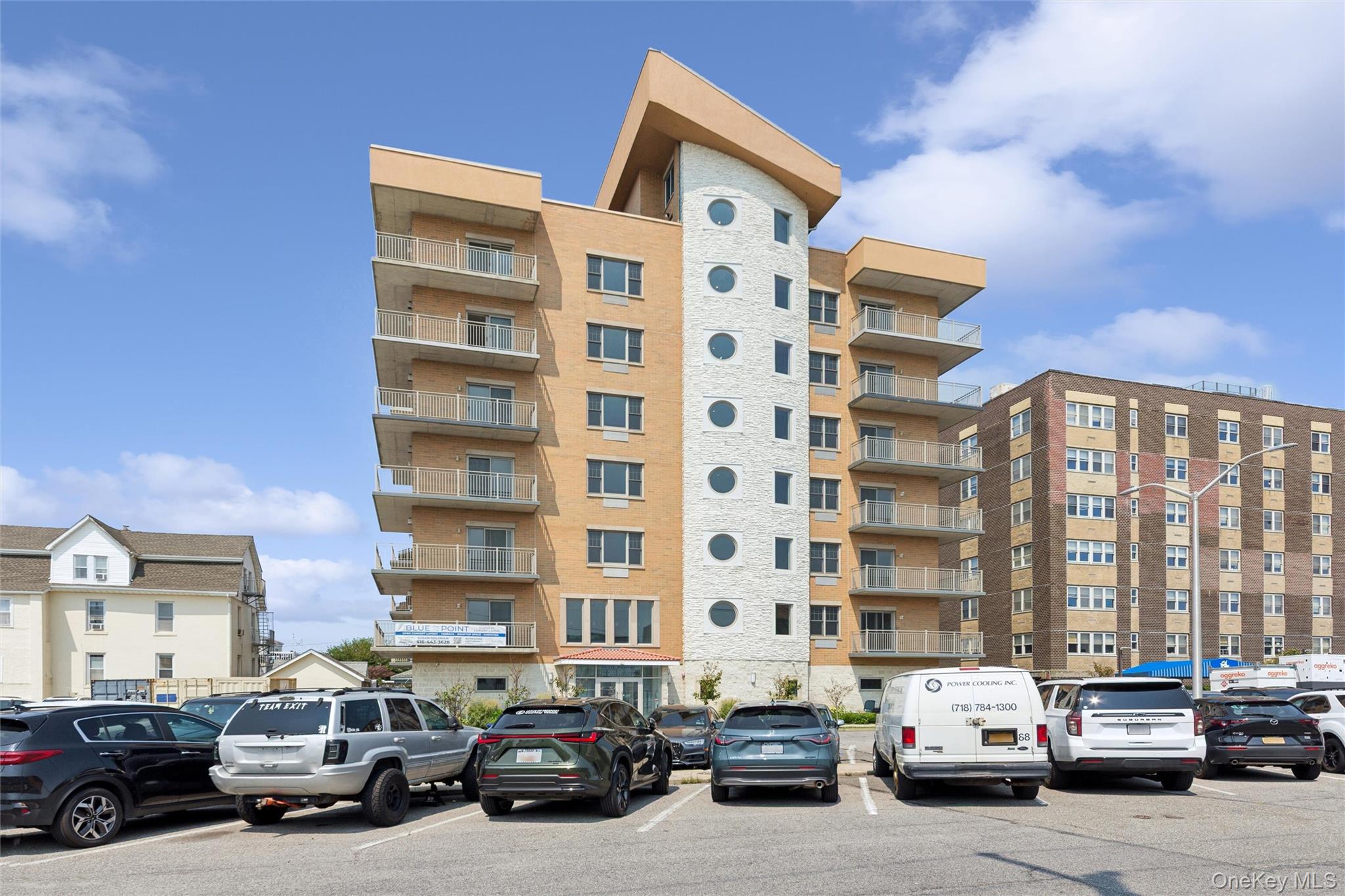 1037870 Property Photo 1