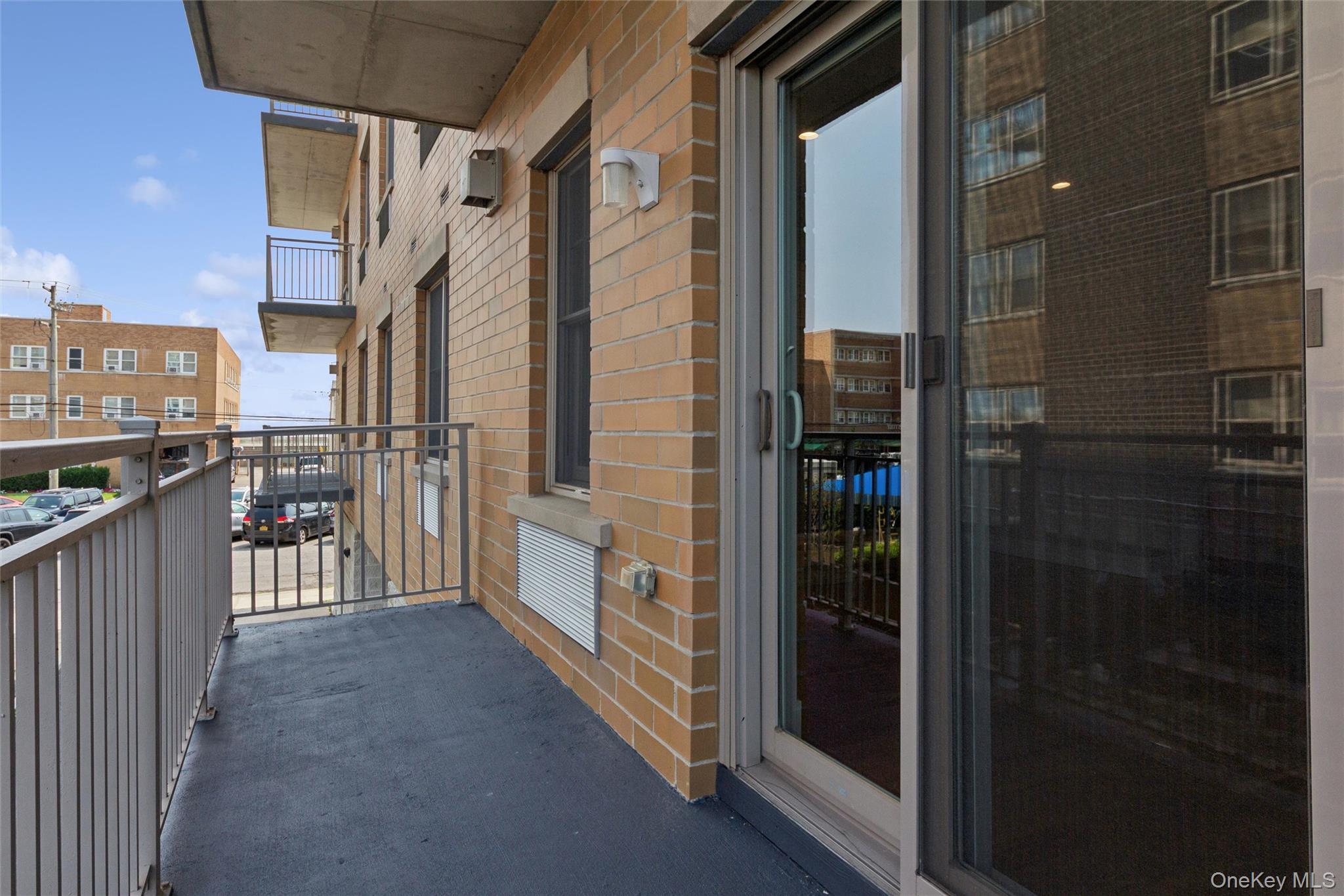 1037870 Property Photo 5
