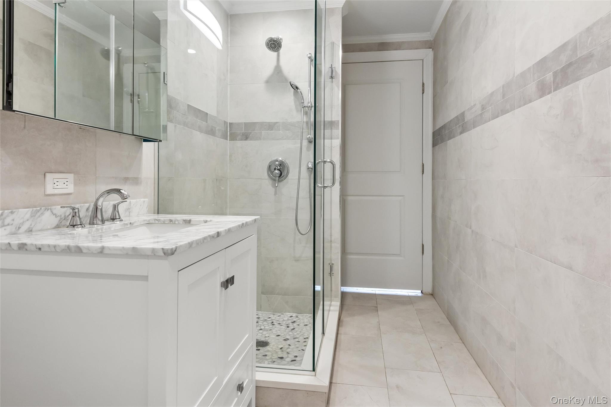 1037870 Property Photo 16