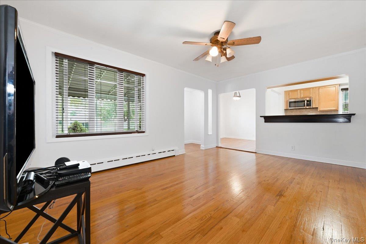 191 Nassau Boulevard Property Photo 7
