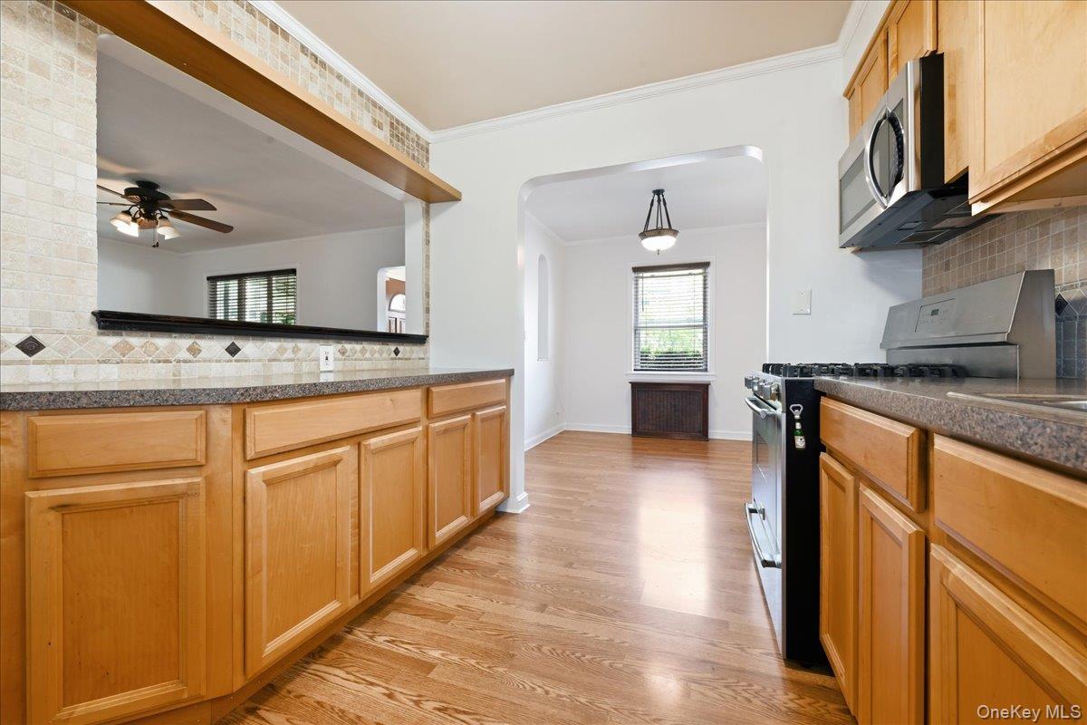 191 Nassau Boulevard Property Photo 13