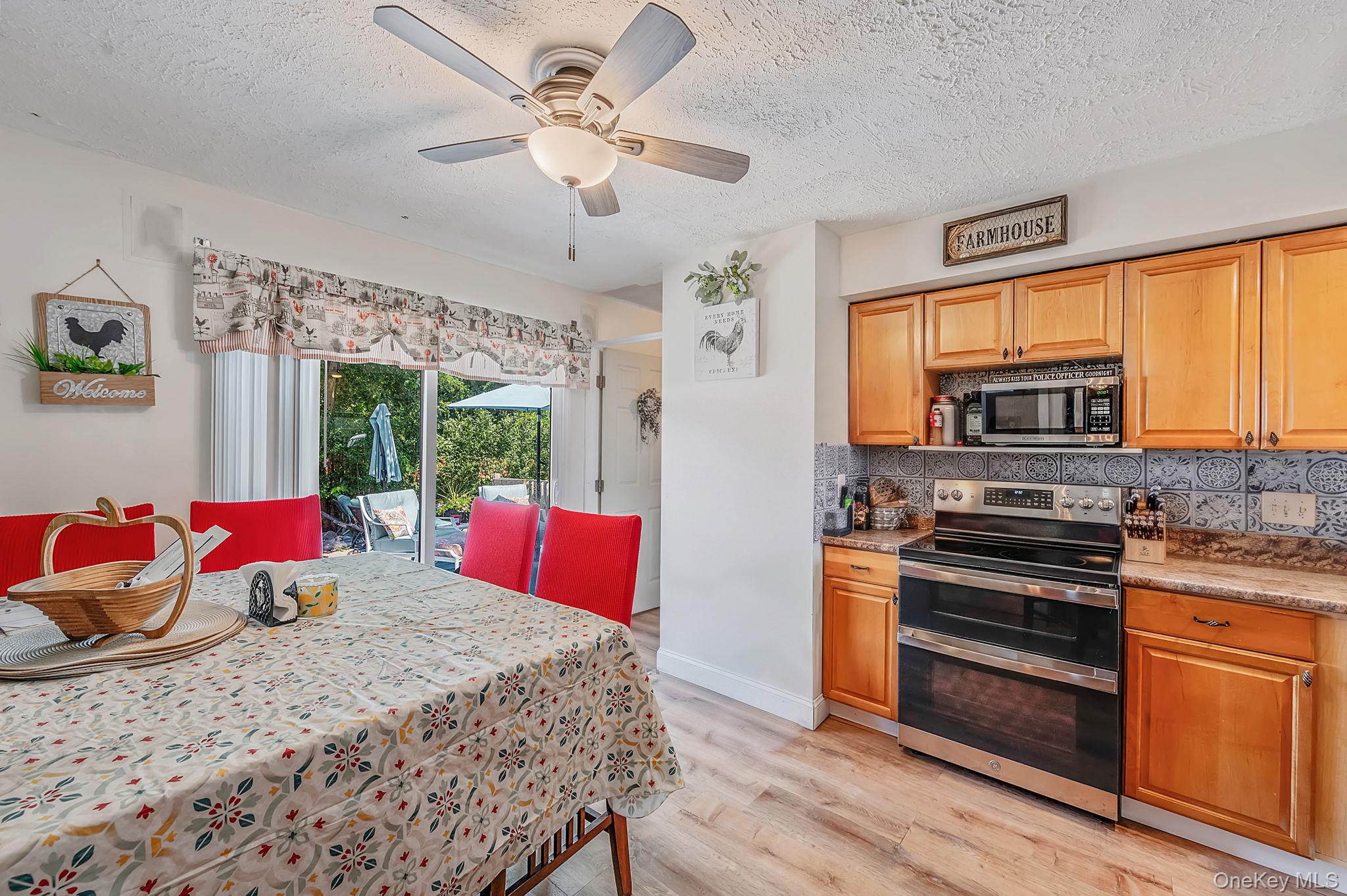 40 Elm Avenue Property Photo 11