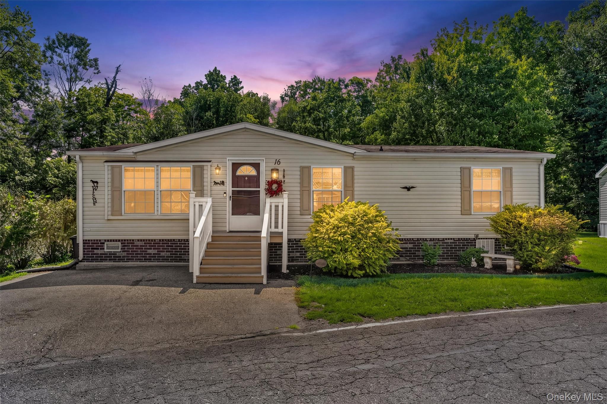 2607 State Route 17k #16 Property Photo 1