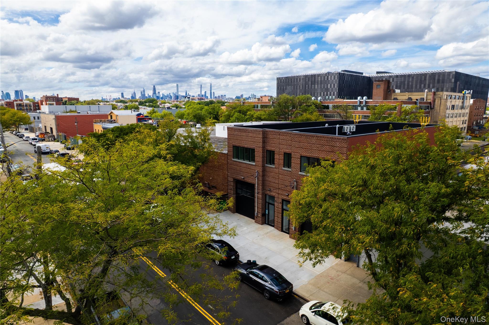 18-28 Steinway Streets Property Photo 2