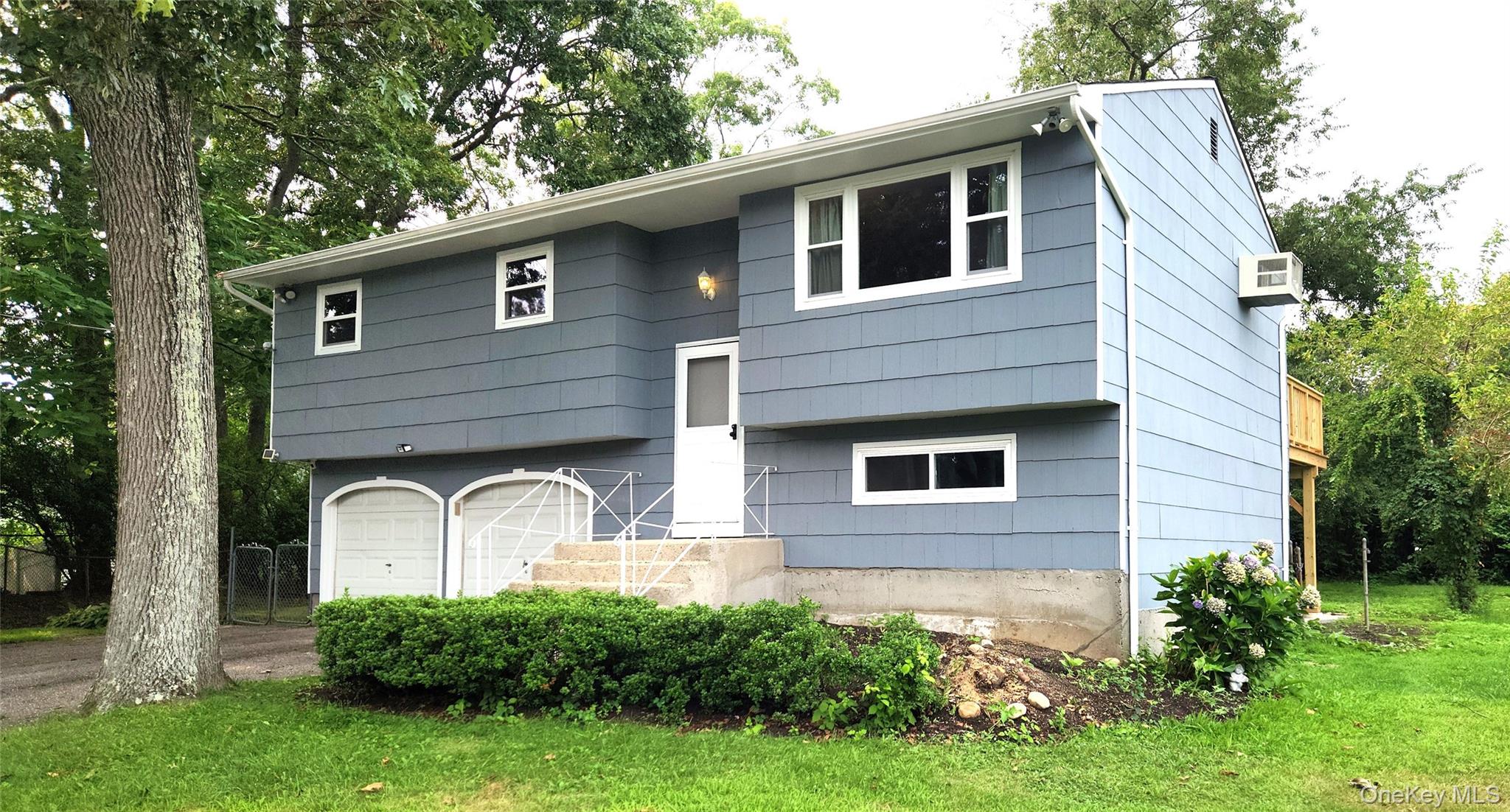 339 Deer Road Property Photo 1