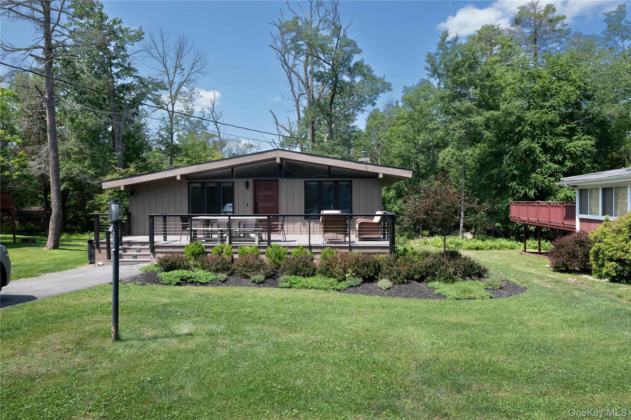 7 Donenfeld Drive Property Photo 1