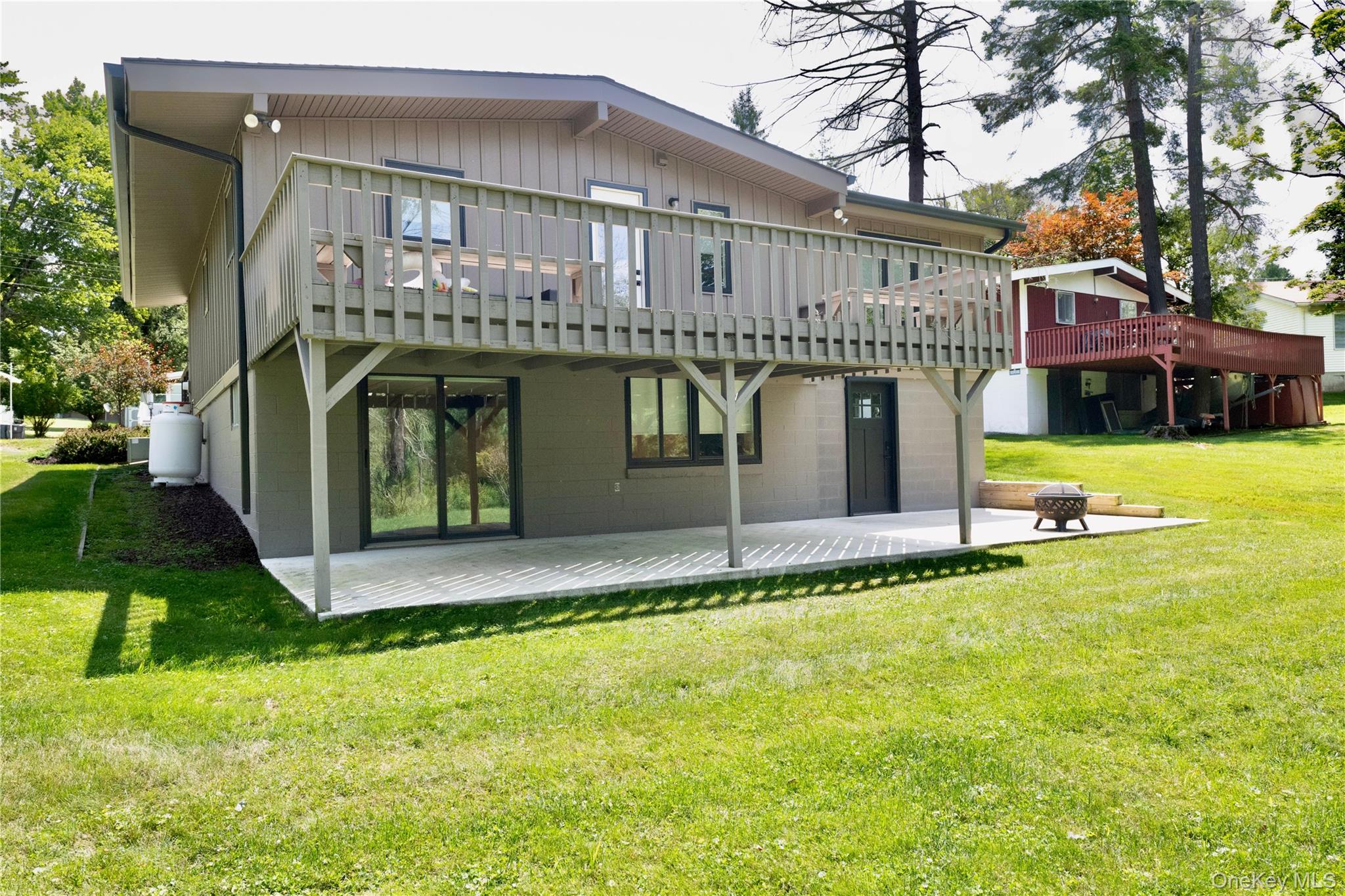 7 Donenfeld Drive Property Photo 3