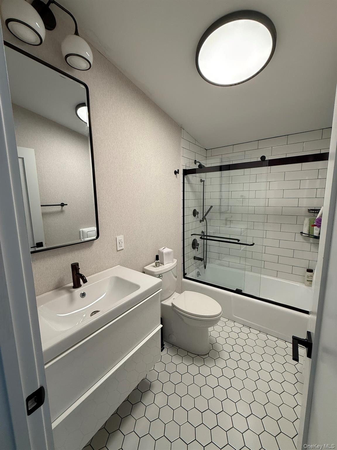 7 Donenfeld Drive Property Photo 20
