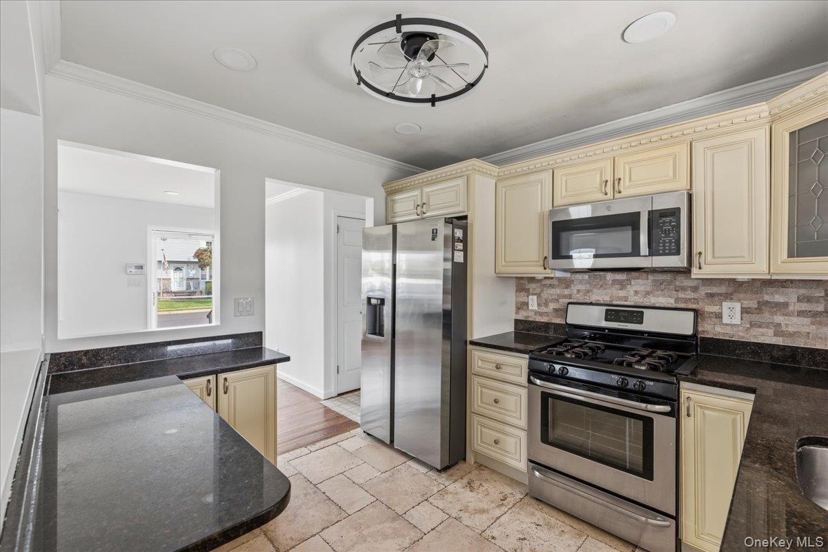 4 Cecil Place Property Photo 12