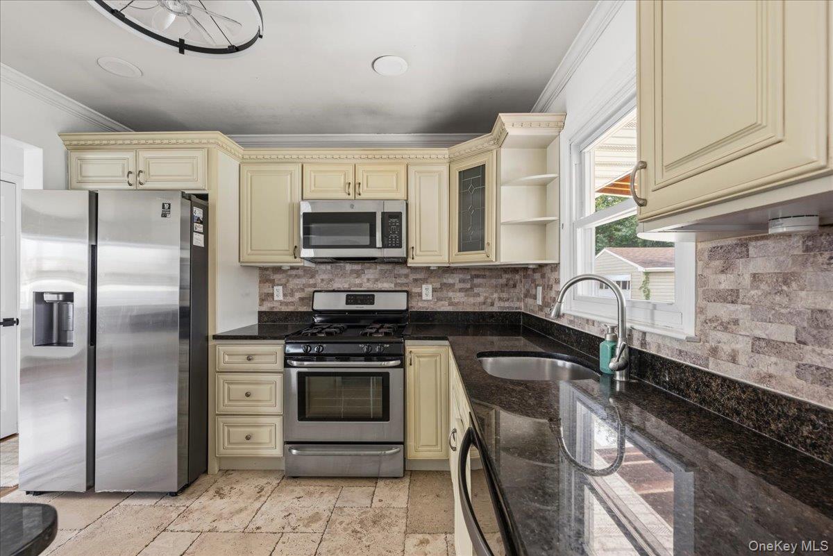 4 Cecil Place Property Photo 13