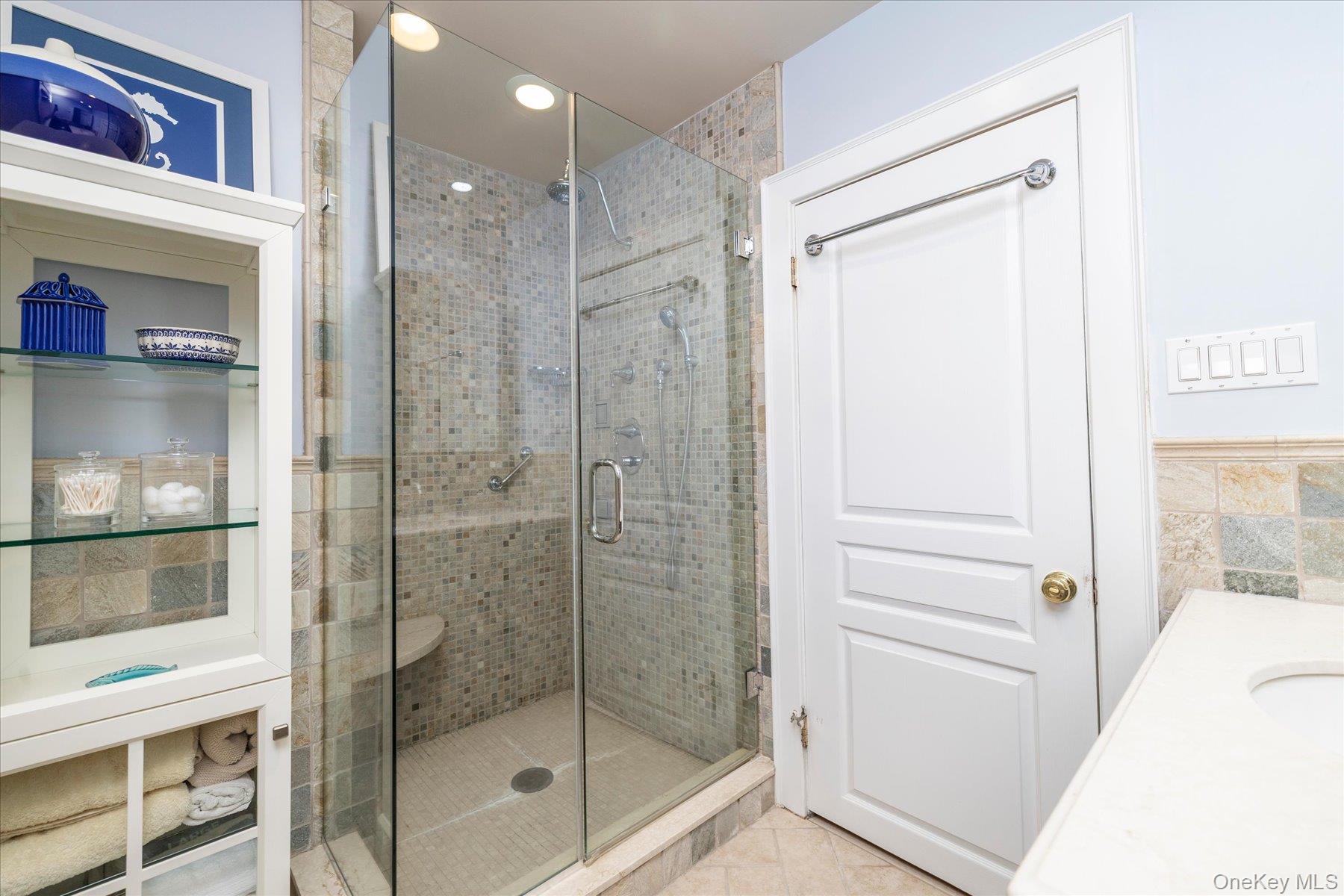 72 Broadway Property Photo 24