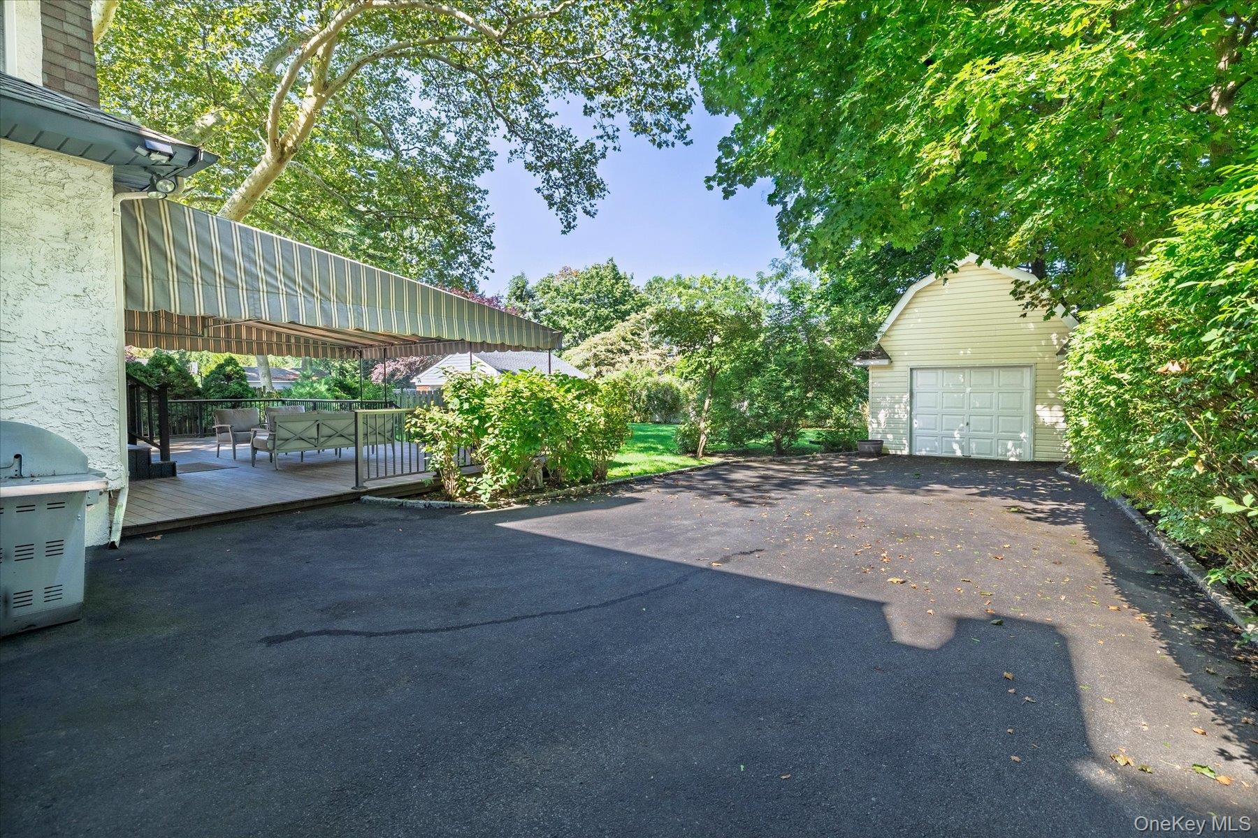 72 Broadway Property Photo 29
