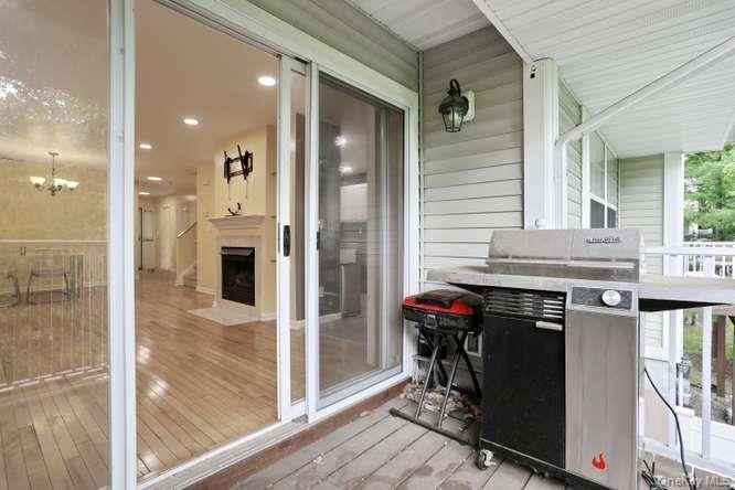 27 Underhill Drive Property Photo 9