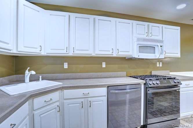 27 Underhill Drive Property Photo 19