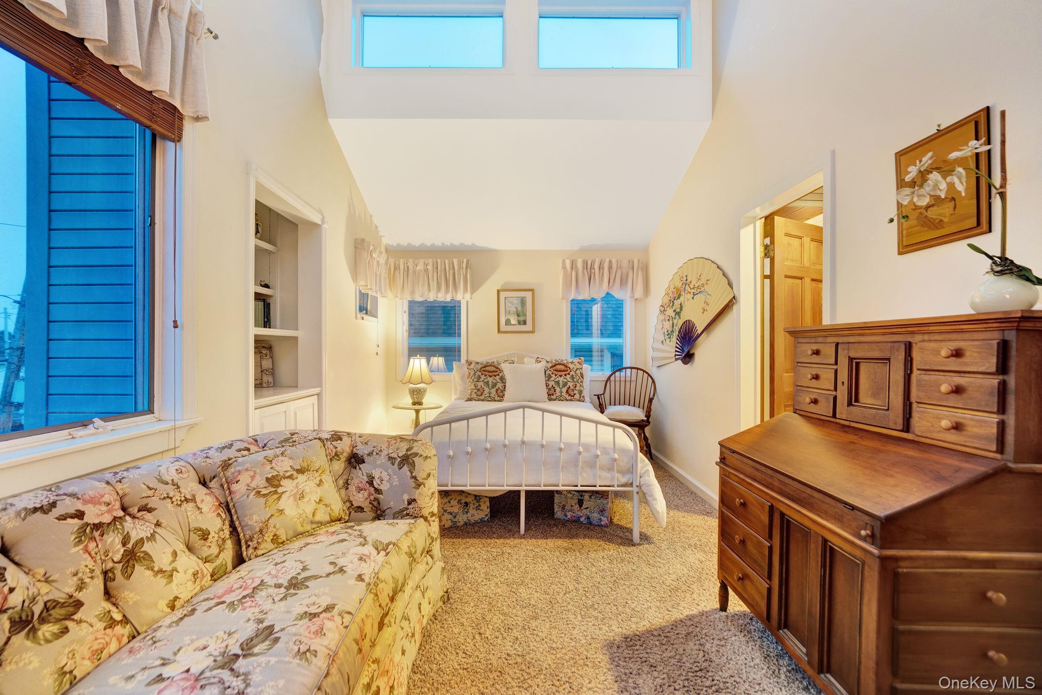 2660 Riverside Drive Property Photo 43