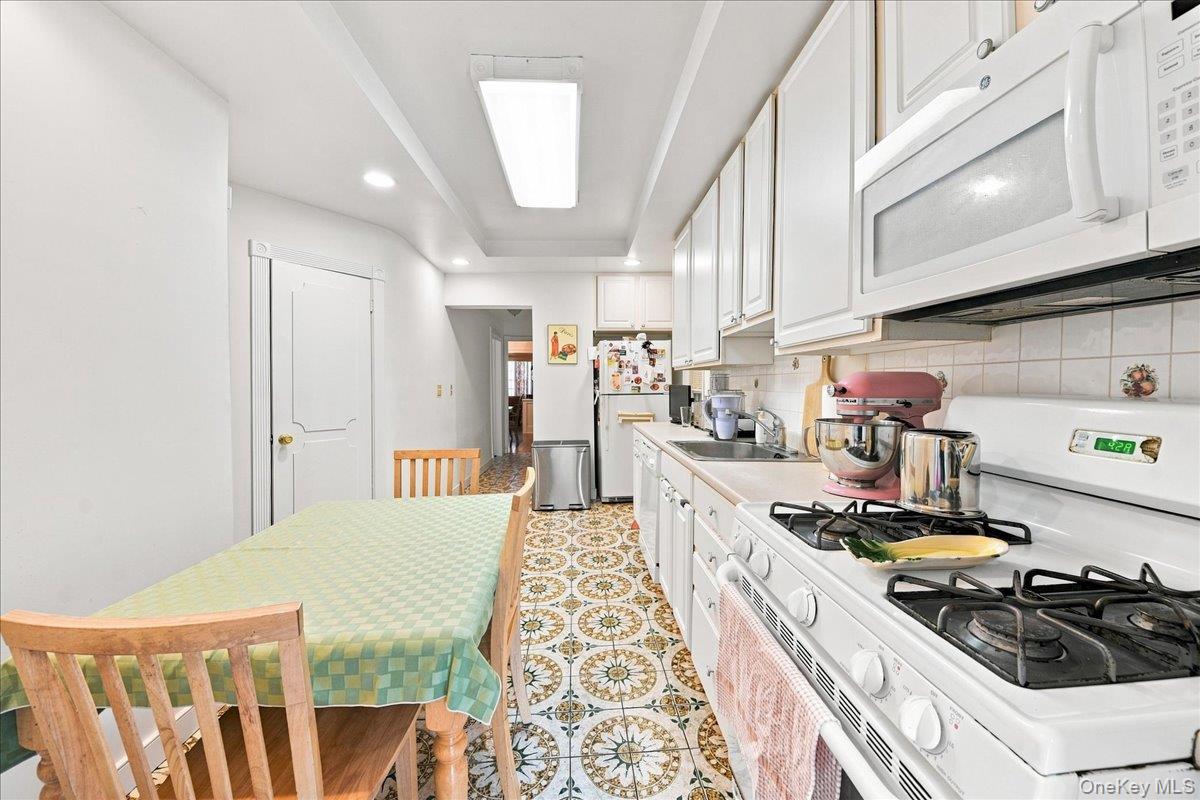 1716 Parkview Avenue Property Photo 8
