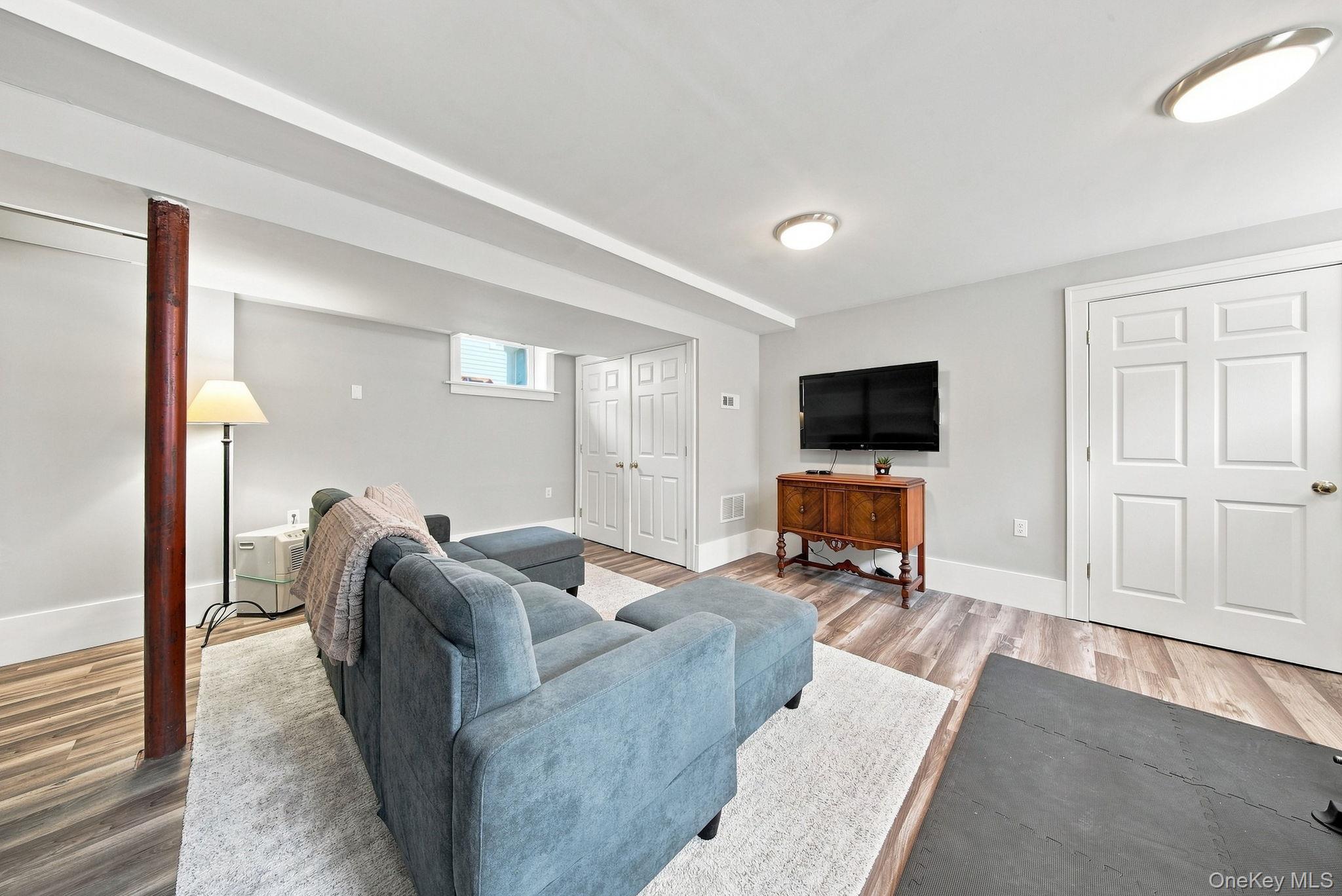 47 Montgomery Street Property Photo 19