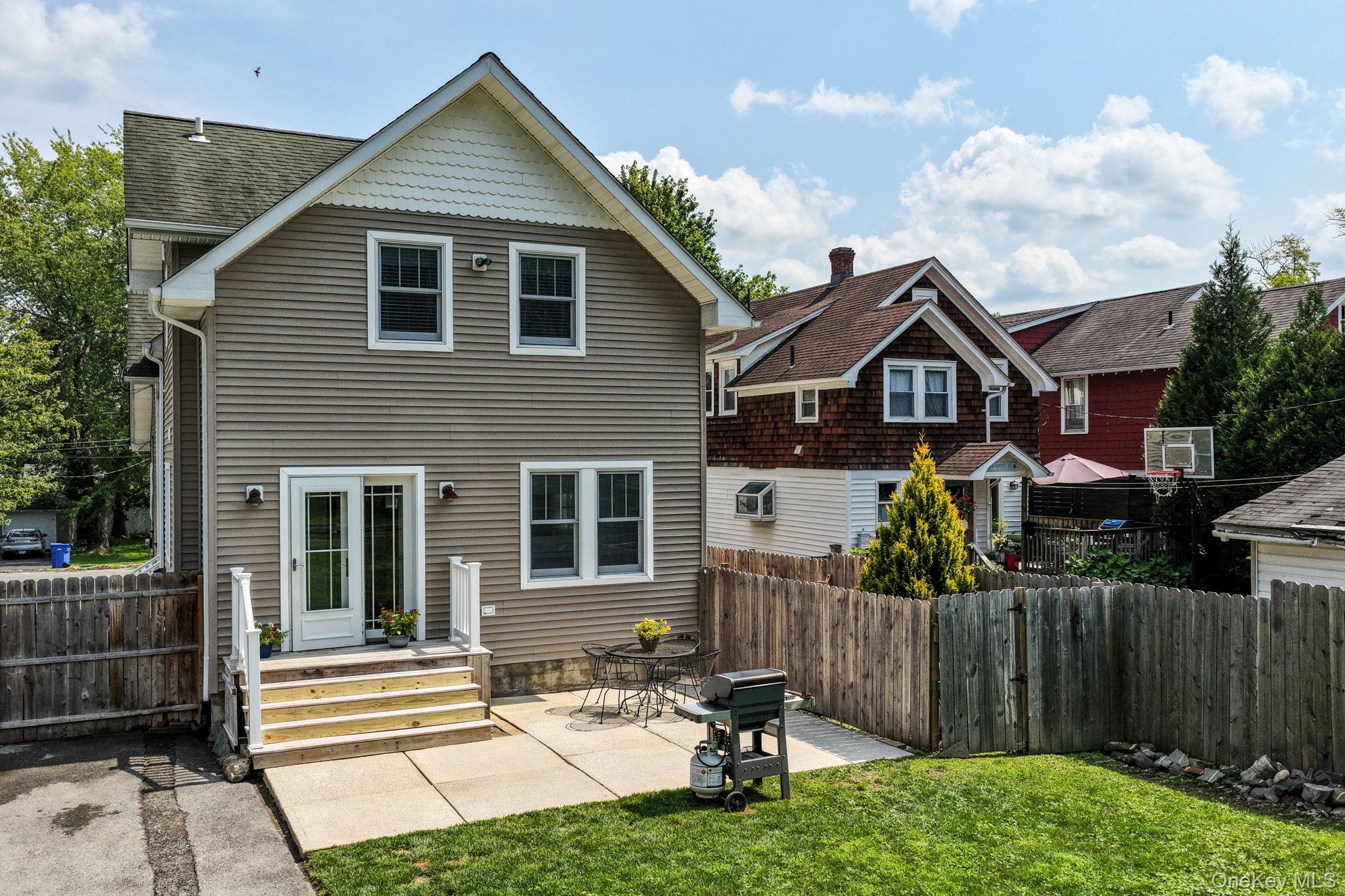 47 Montgomery Street Property Photo 34