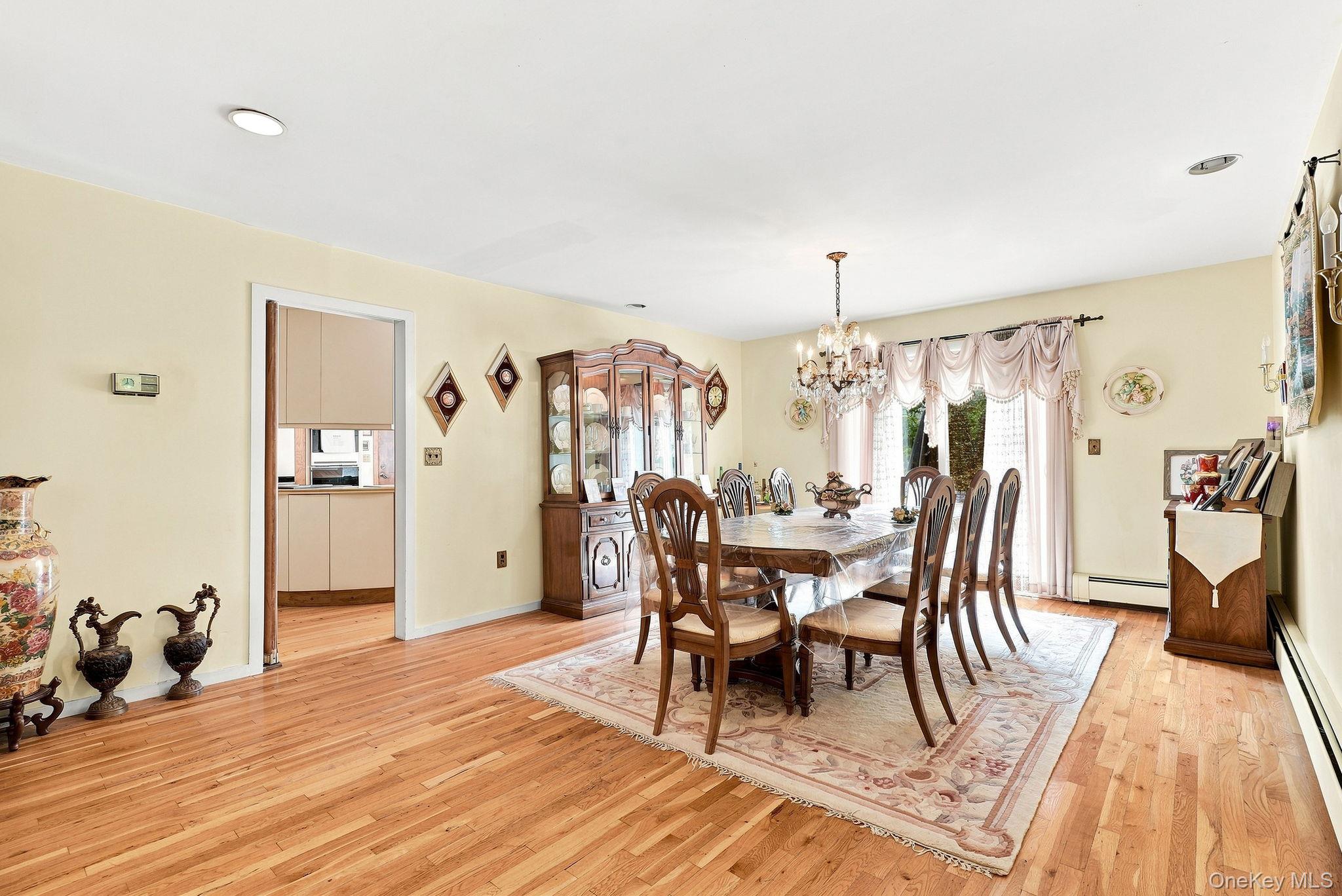 444 West Street Property Photo 12