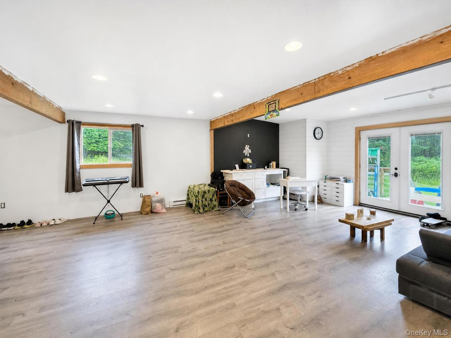 150 Cold Spring Road Property Photo 7