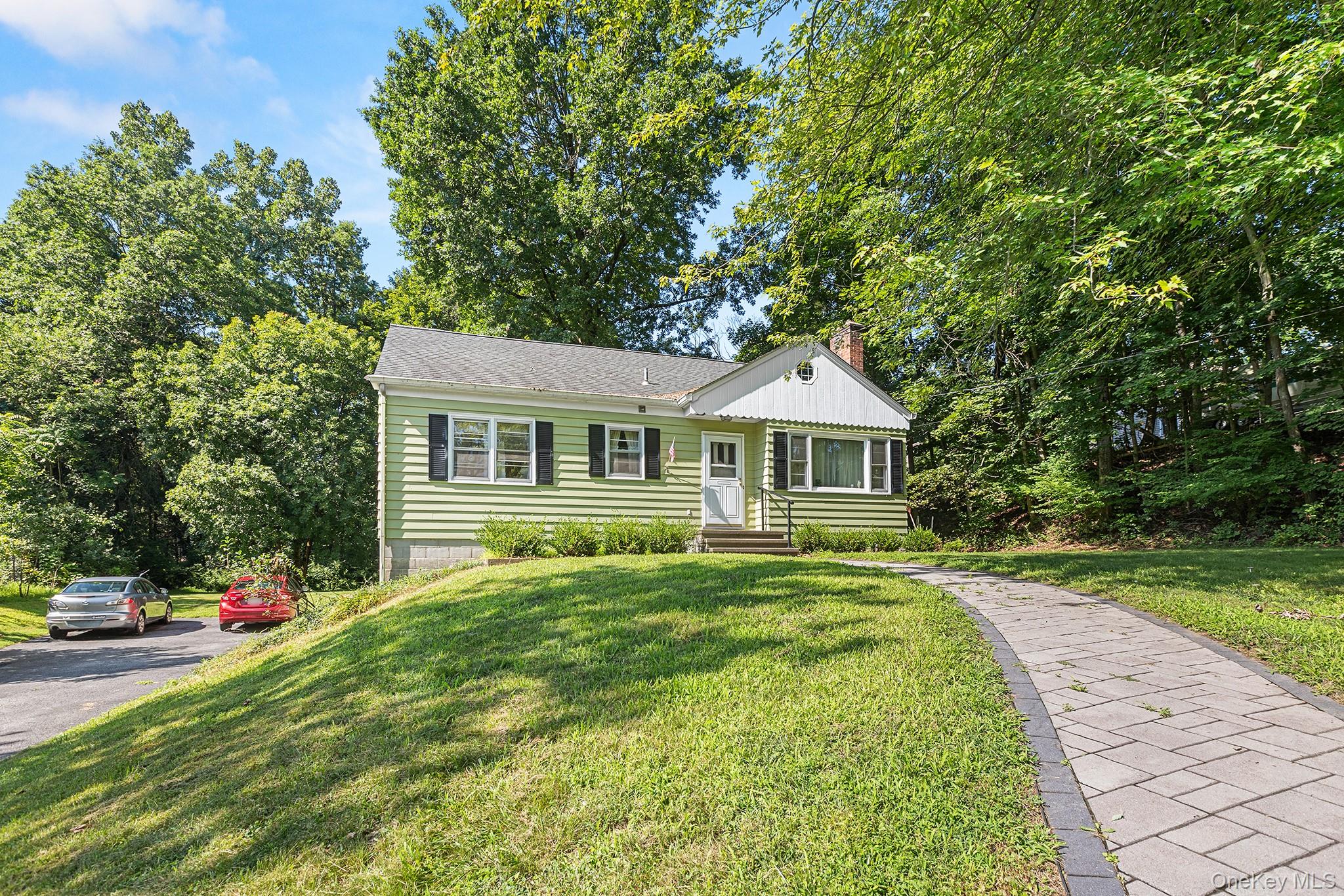 46 Hillis Terrace Property Photo 2