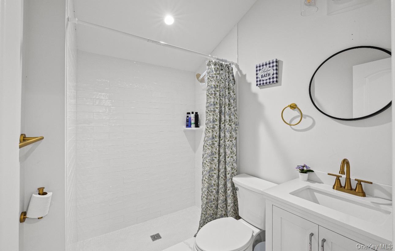 12 Pleasant Avenue Property Photo 13