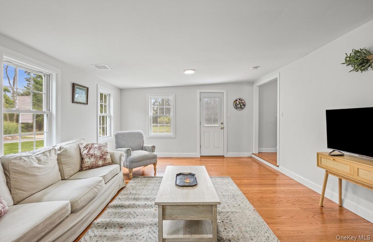 12 Pleasant Avenue Property Photo 17