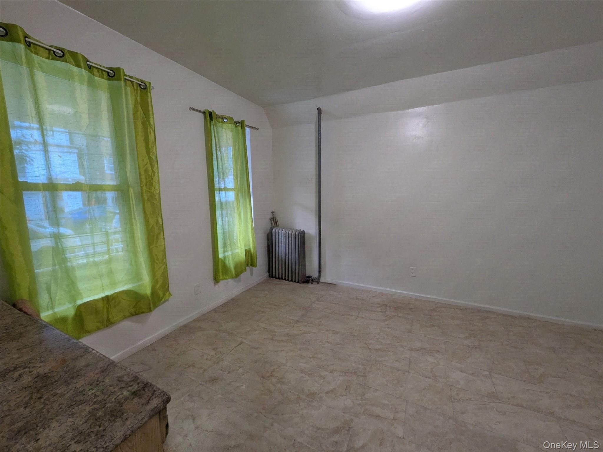 1320 Clay Avenue Property Photo 6