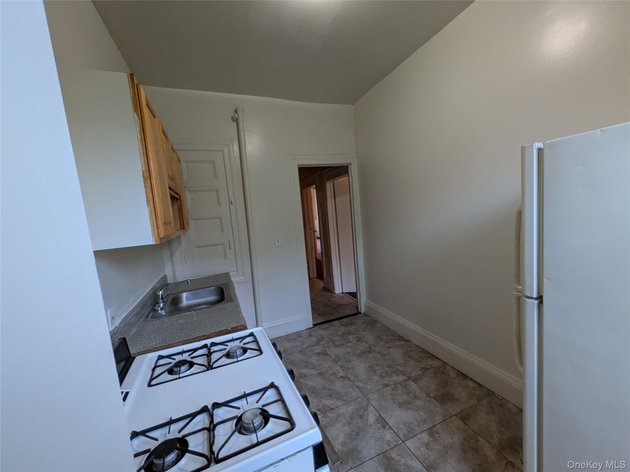 1320 Clay Avenue Property Photo 17