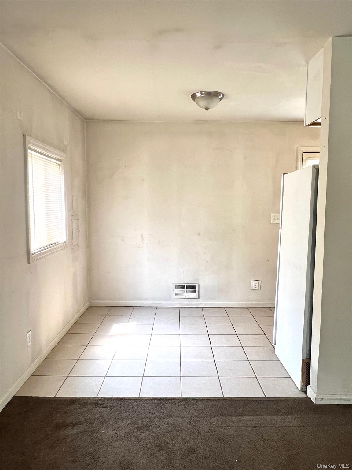 1656 N Thompson Drive Property Photo 4