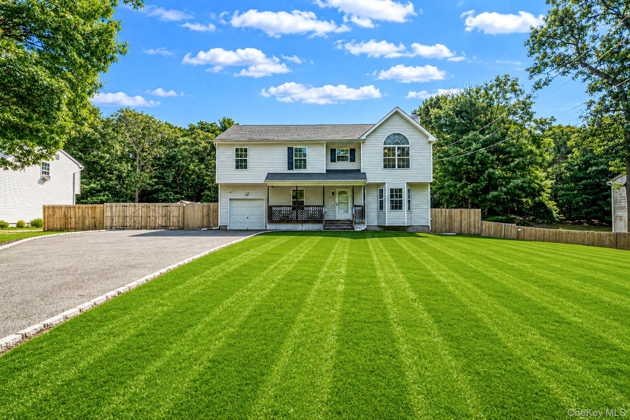 10 Cedar Lane Property Photo 3