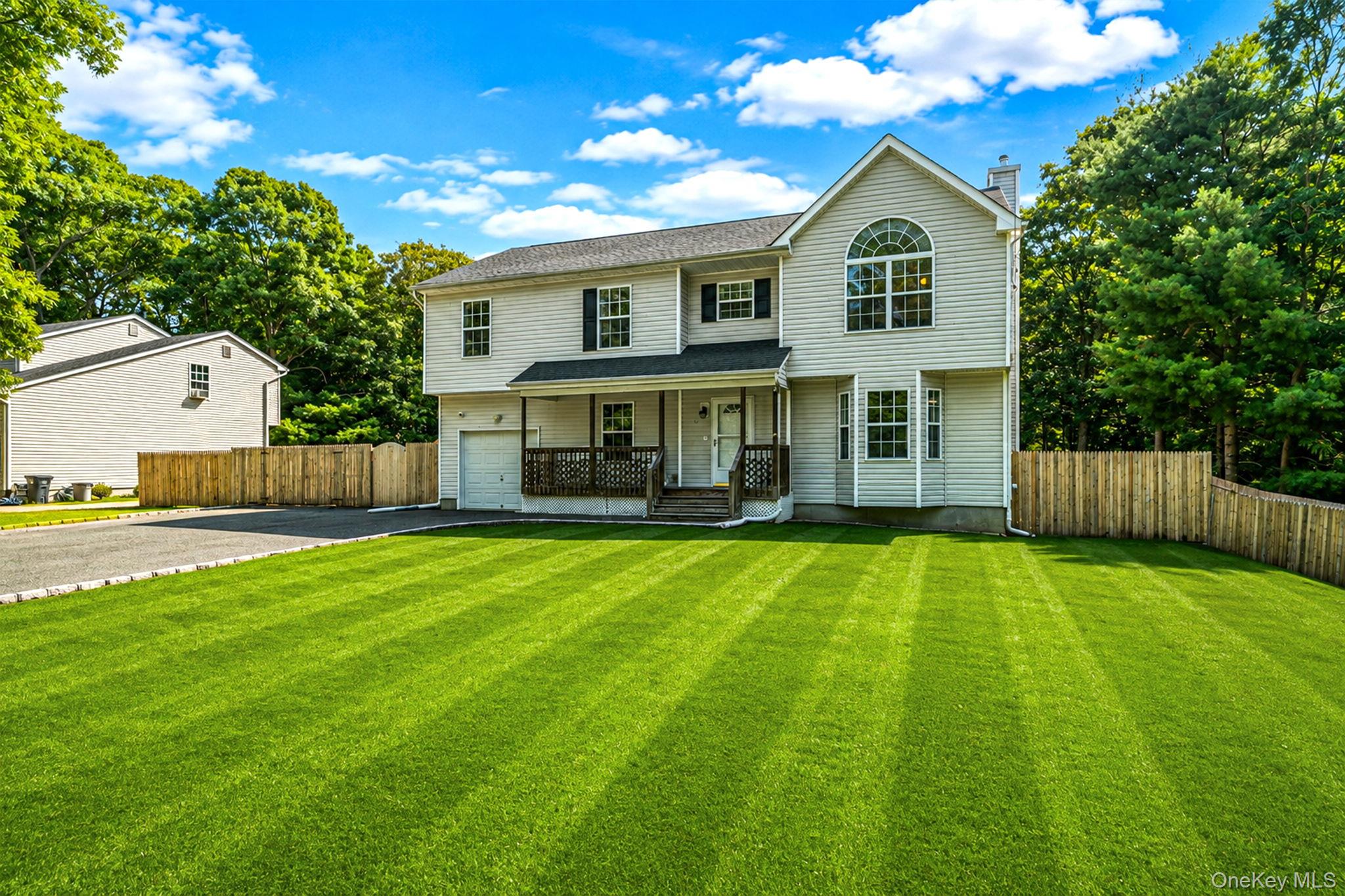 10 Cedar Lane Property Photo 4