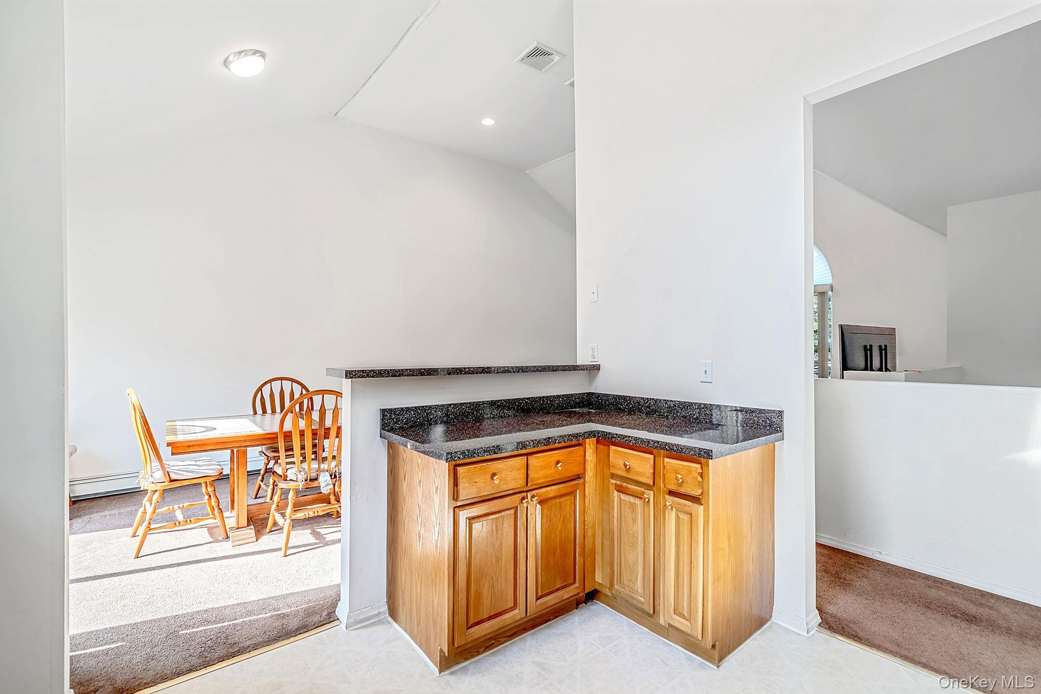 10 Cedar Lane Property Photo 16