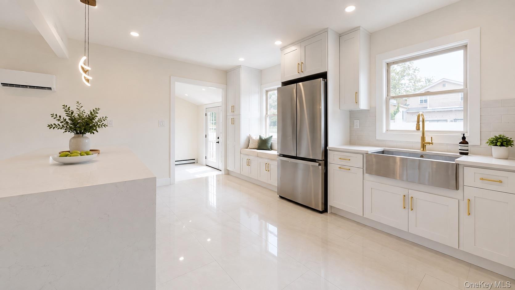 984 Hayes Street Property Photo 14