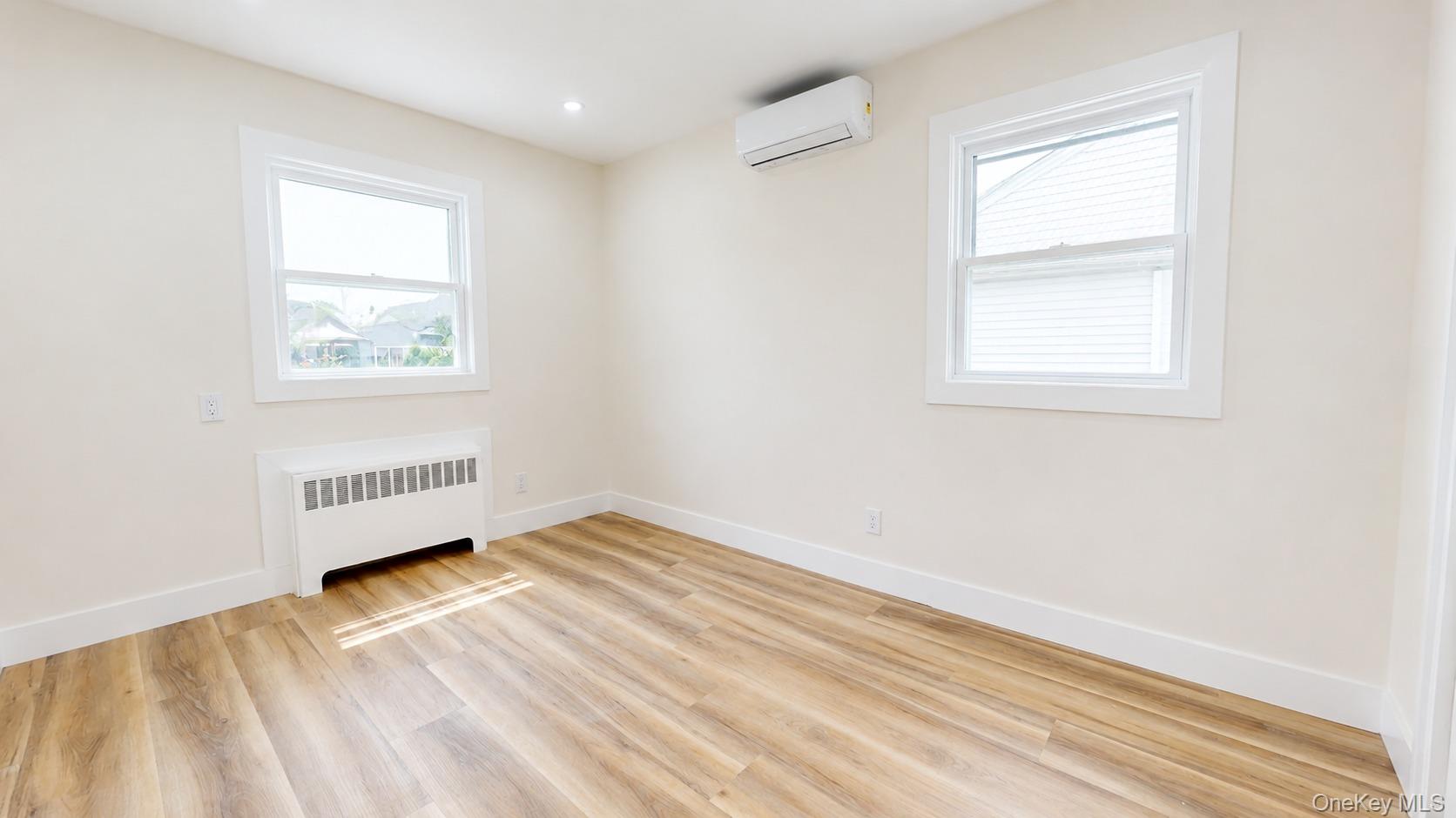 984 Hayes Street Property Photo 22