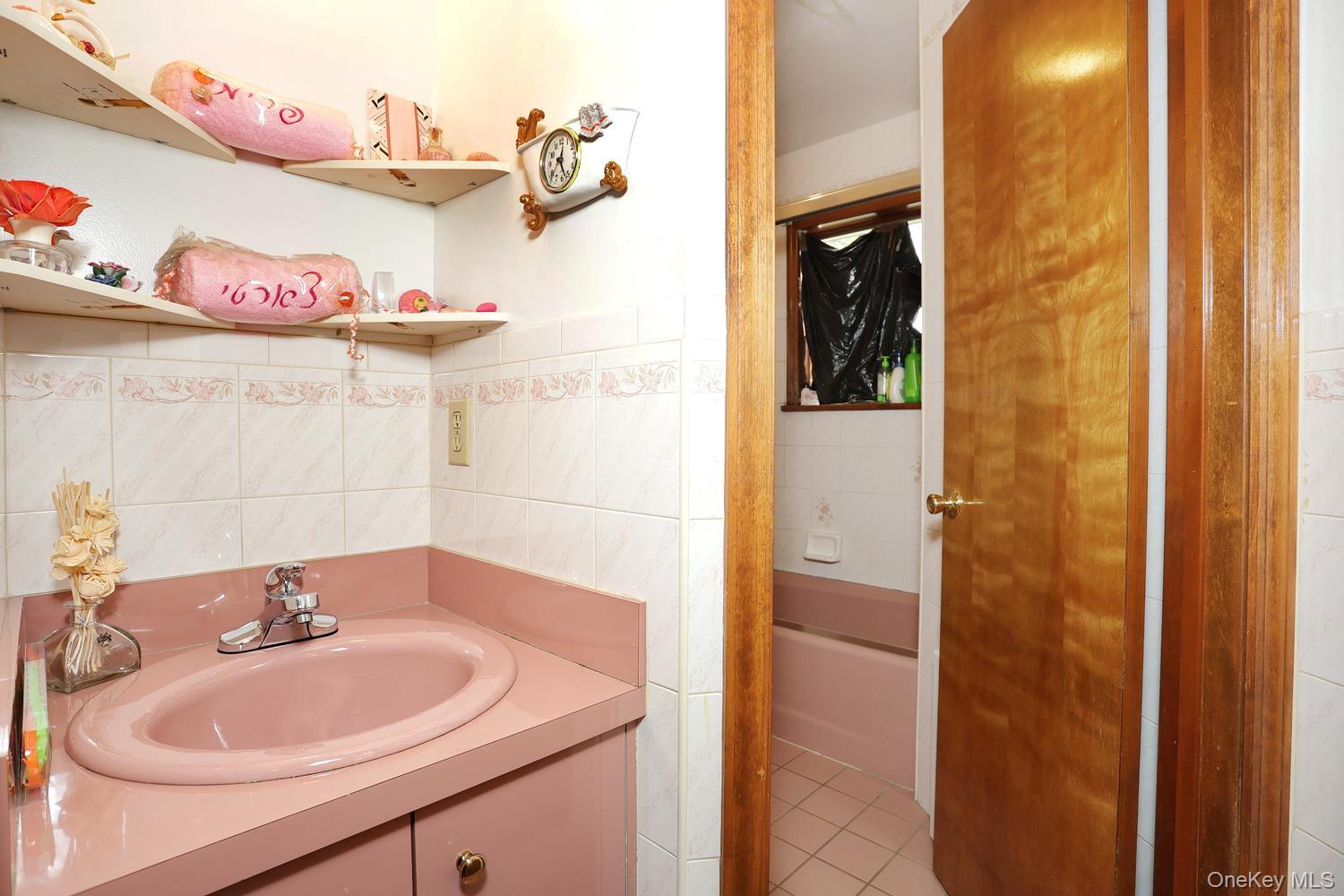 1 Morris Road Property Photo 24