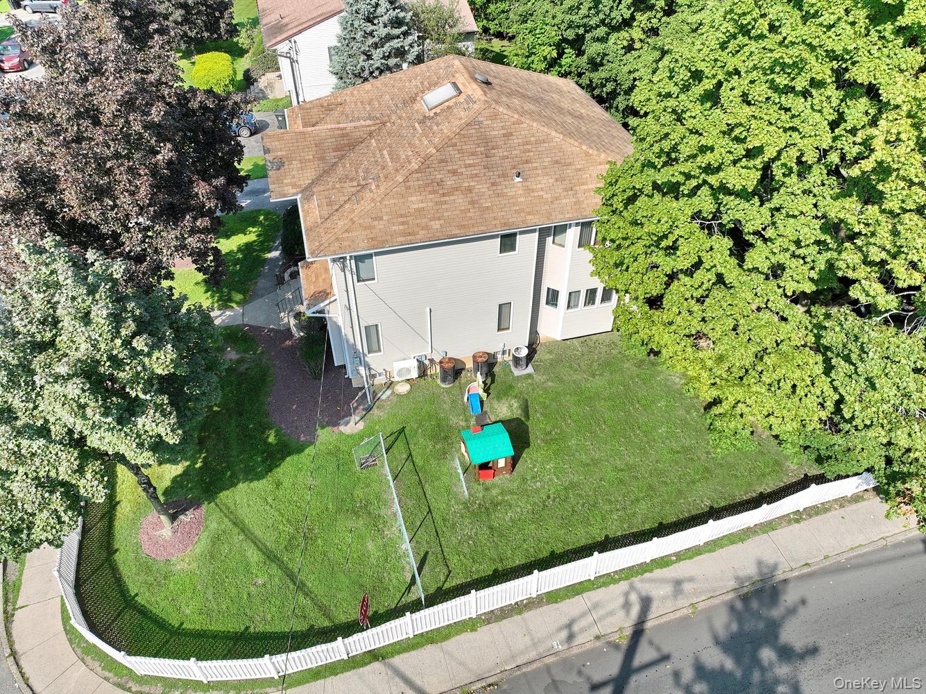 1 Morris Road Property Photo 43