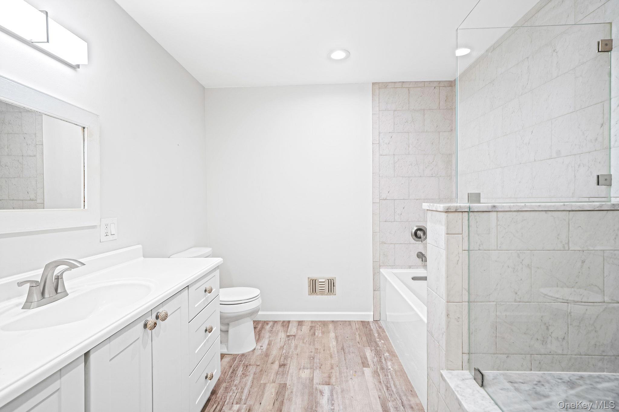 15 Leeward Lane 15 Property Photo 6