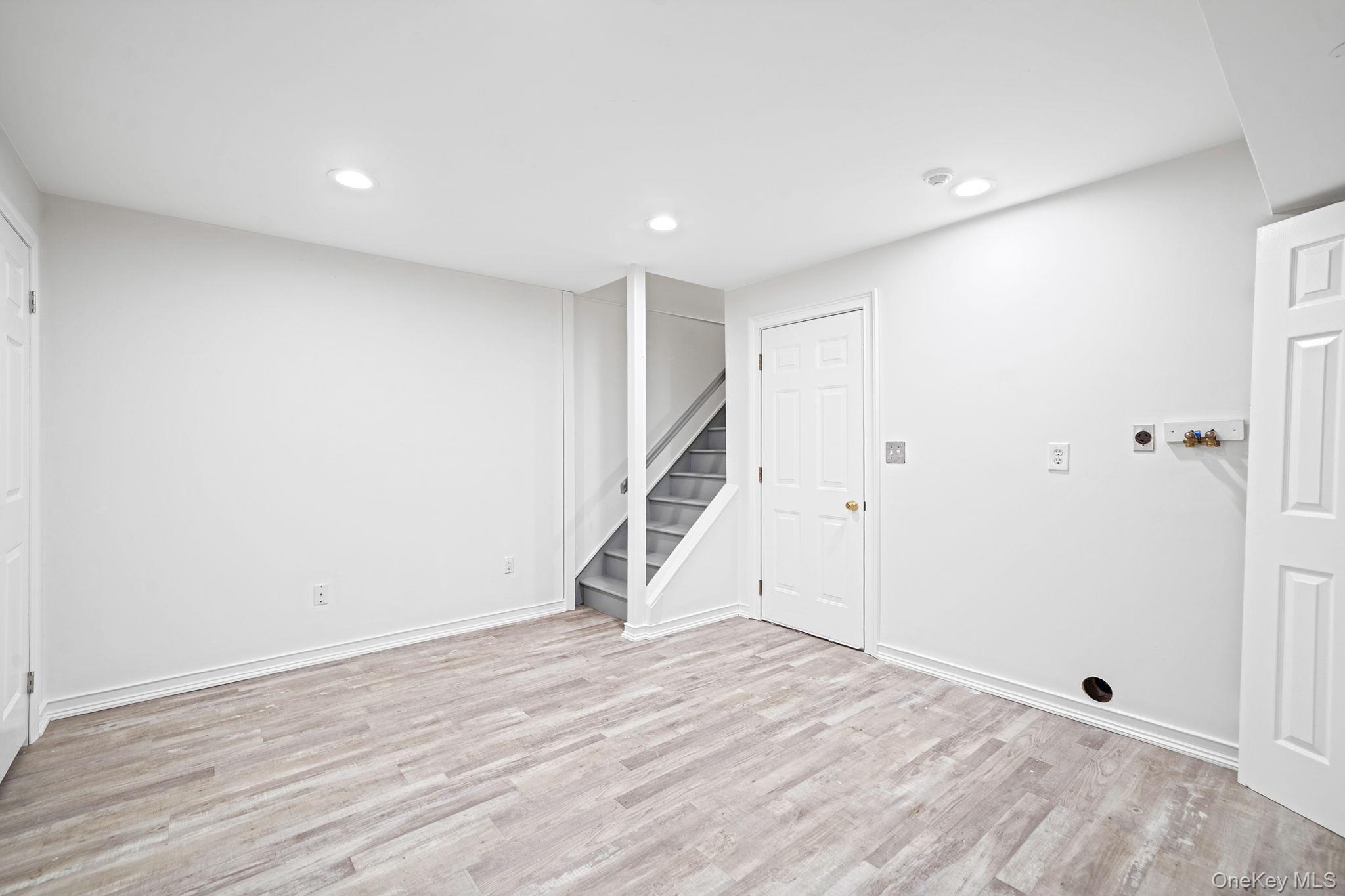 15 Leeward Lane 15 Property Photo 13