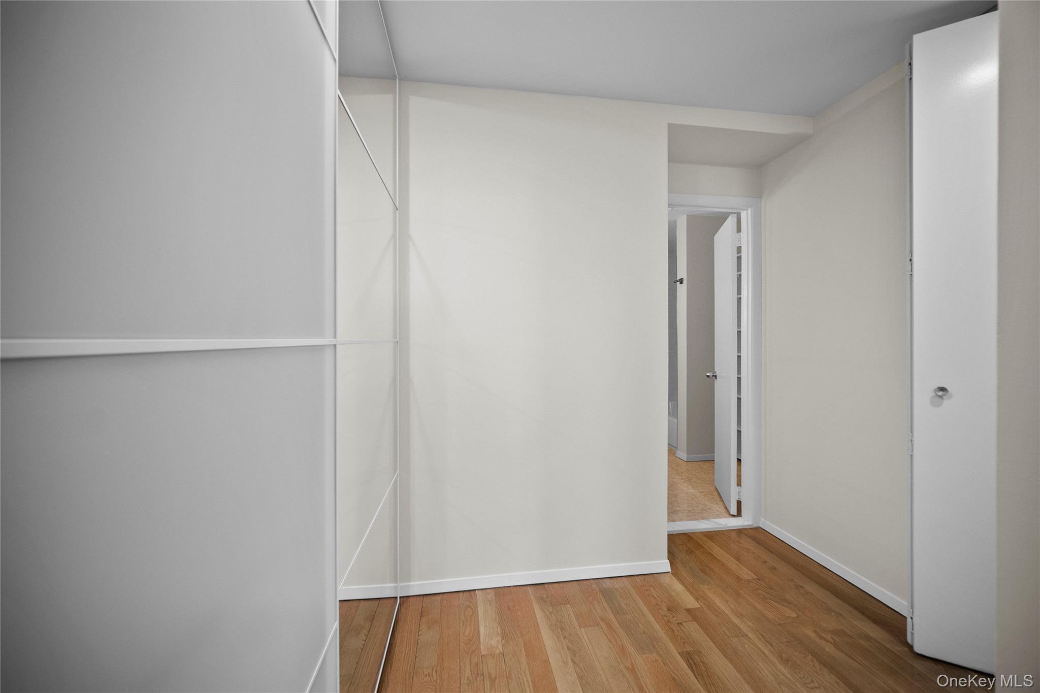 520 Ashford Avenue 5 Property Photo 29
