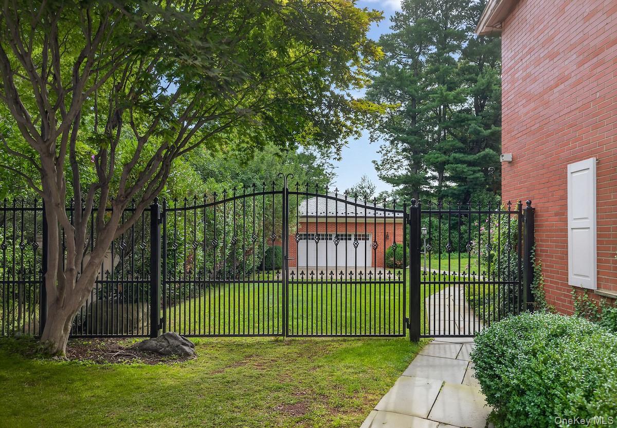 169 Clinton Avenue Property Photo 11