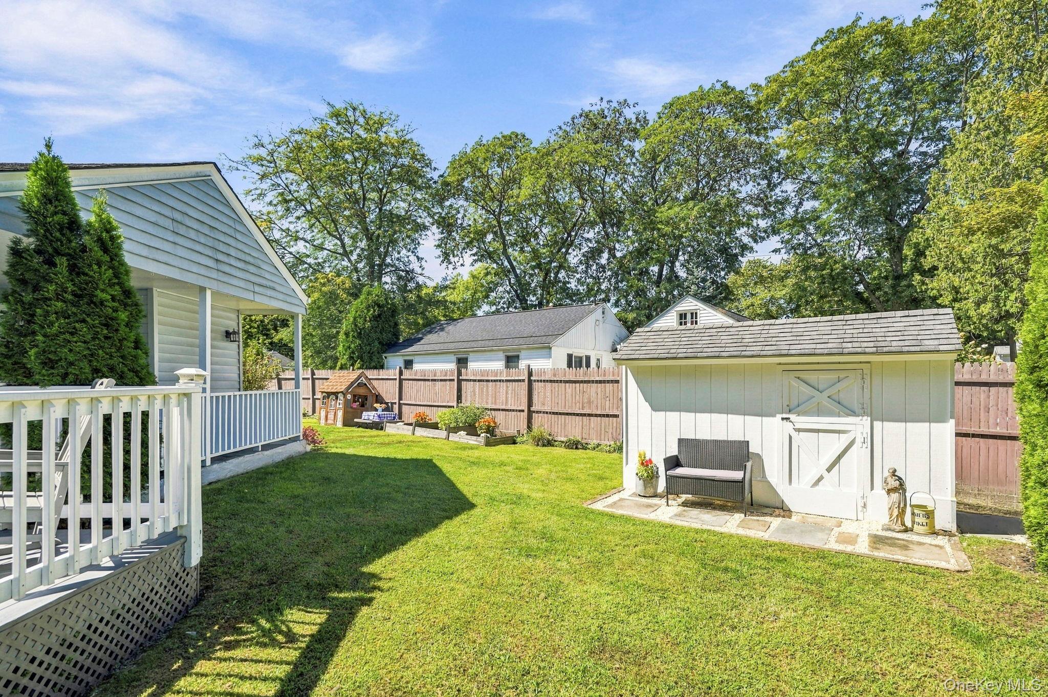 1 Mundet Drive Property Photo 26