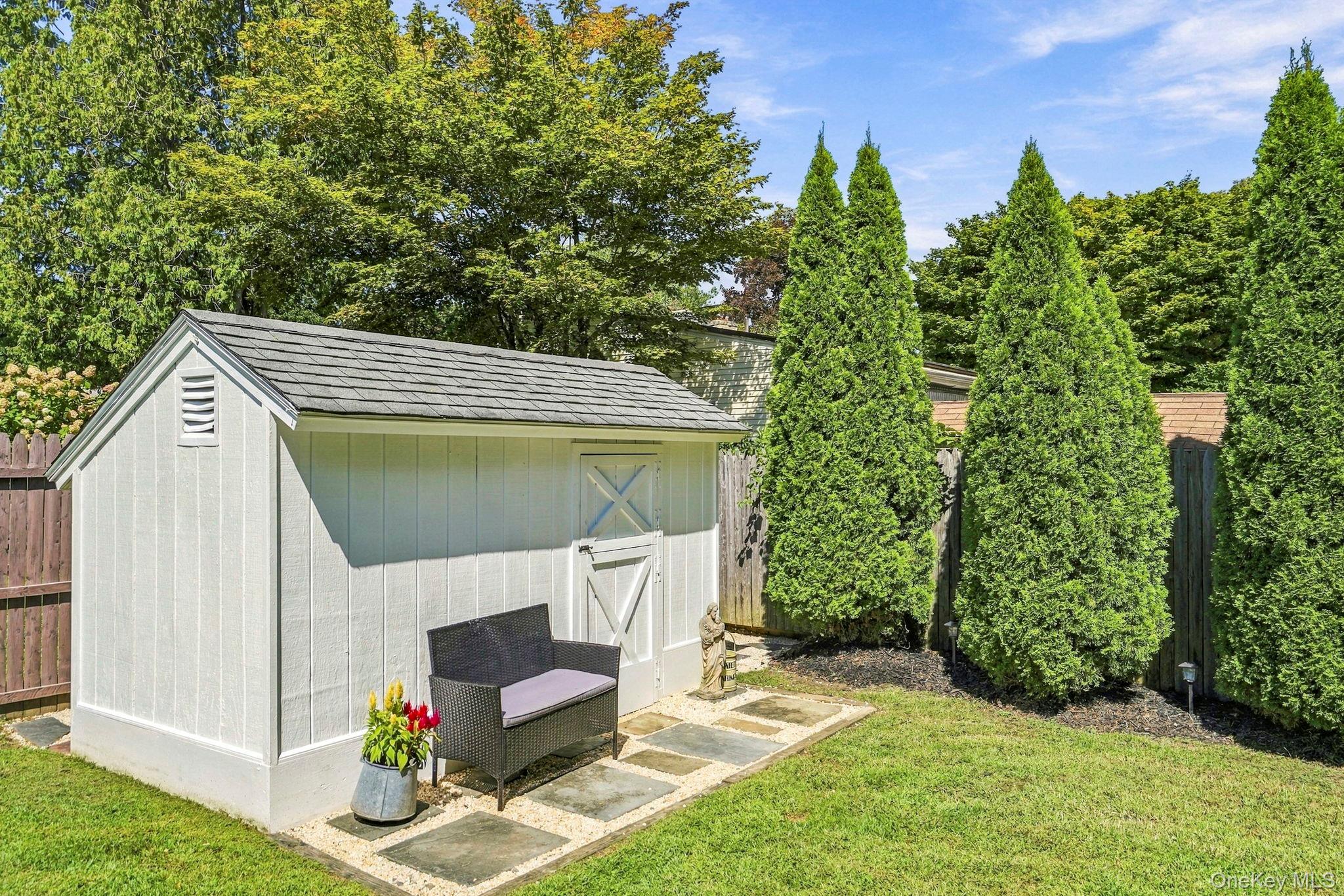 1 Mundet Drive Property Photo 27