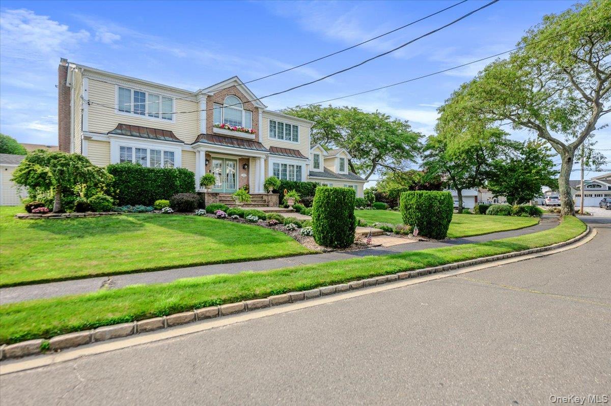 150 Harborview Drive Property Photo 3
