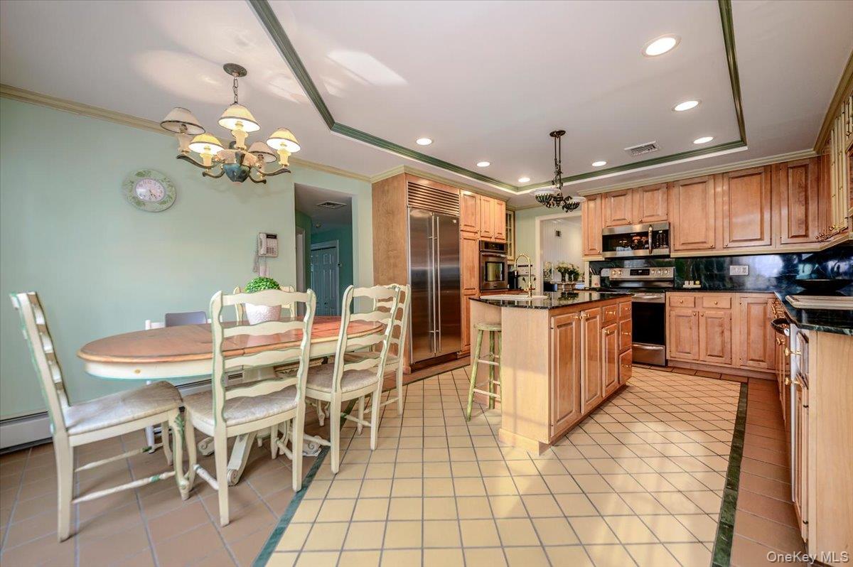 150 Harborview Drive Property Photo 9