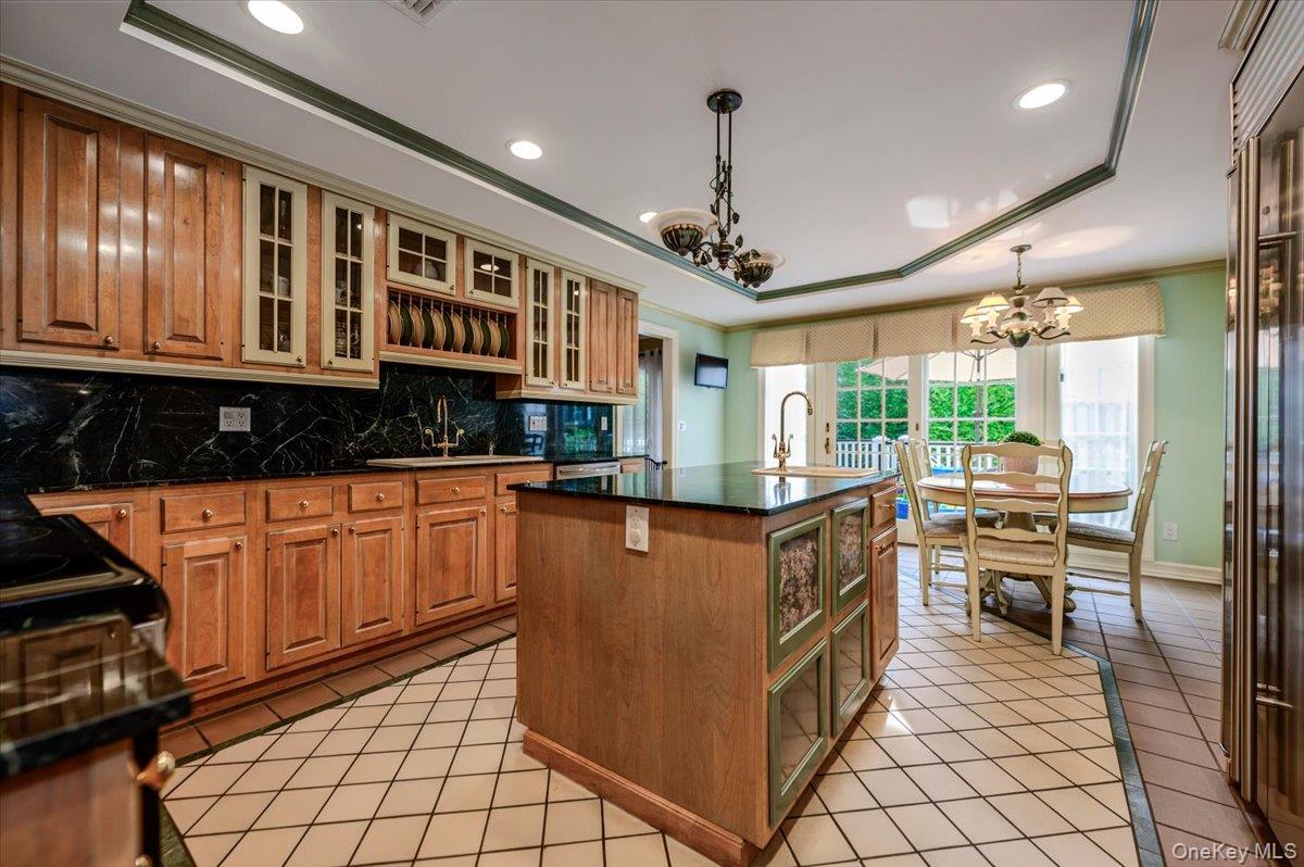 150 Harborview Drive Property Photo 11